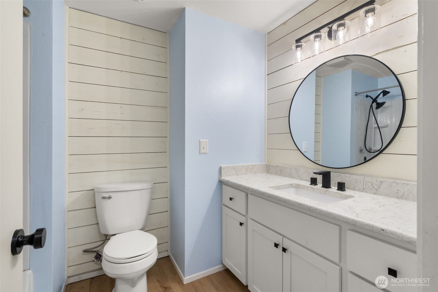 725 W Wyandotte Avenue , Shelton, WA 98584