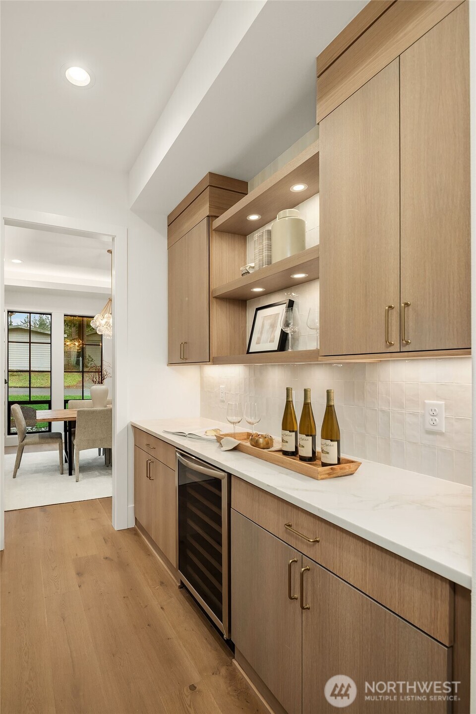 1654 152nd Avenue SE, Bellevue, WA 98007