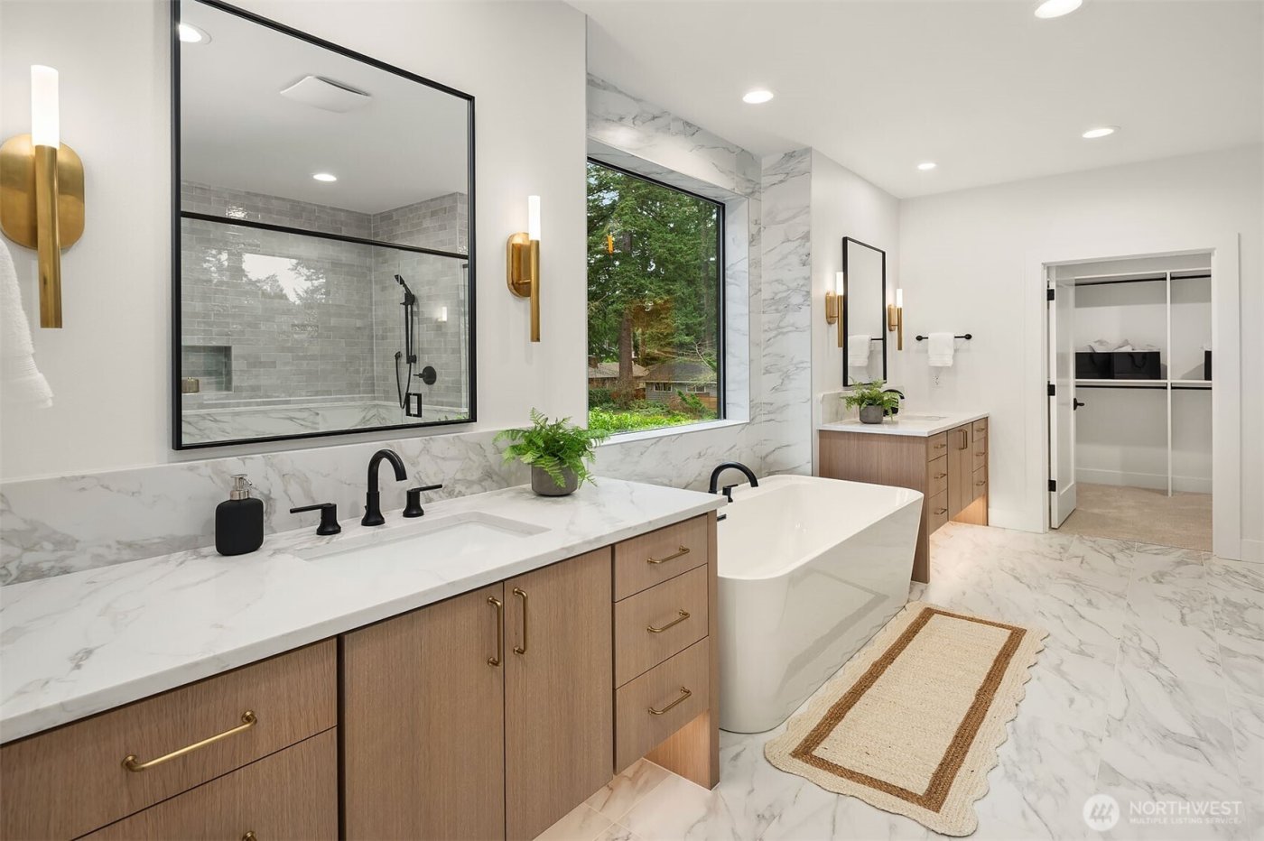 1654 152nd Avenue SE, Bellevue, WA 98007