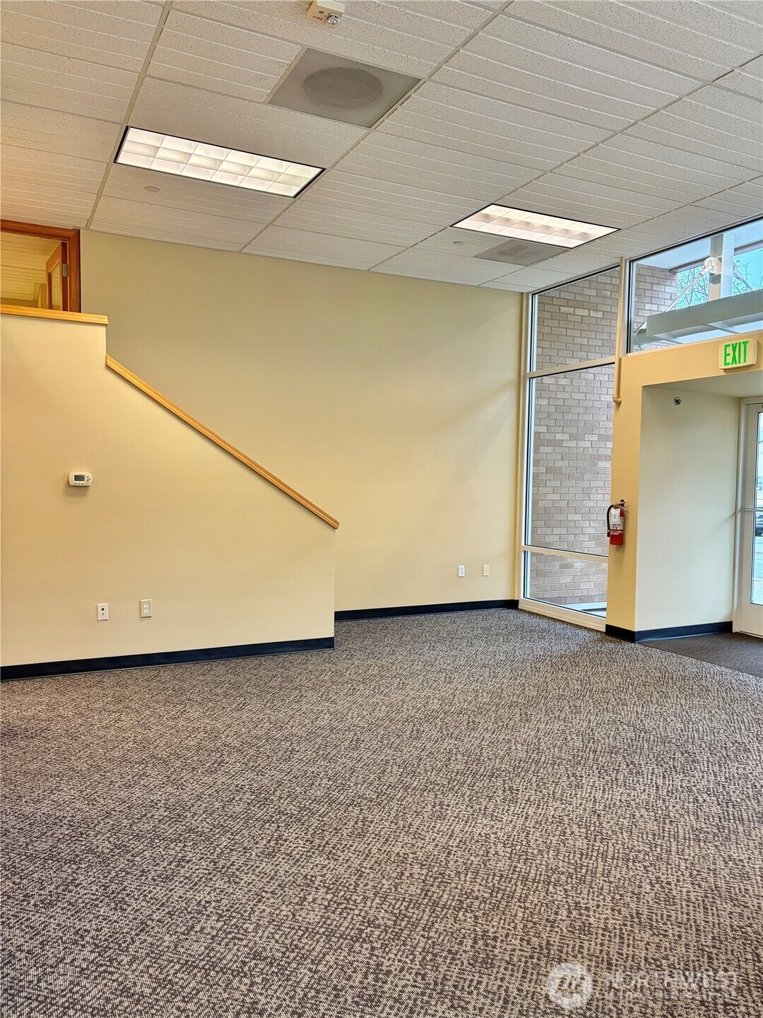 390 Washington Avenue , Bremerton, WA 98337