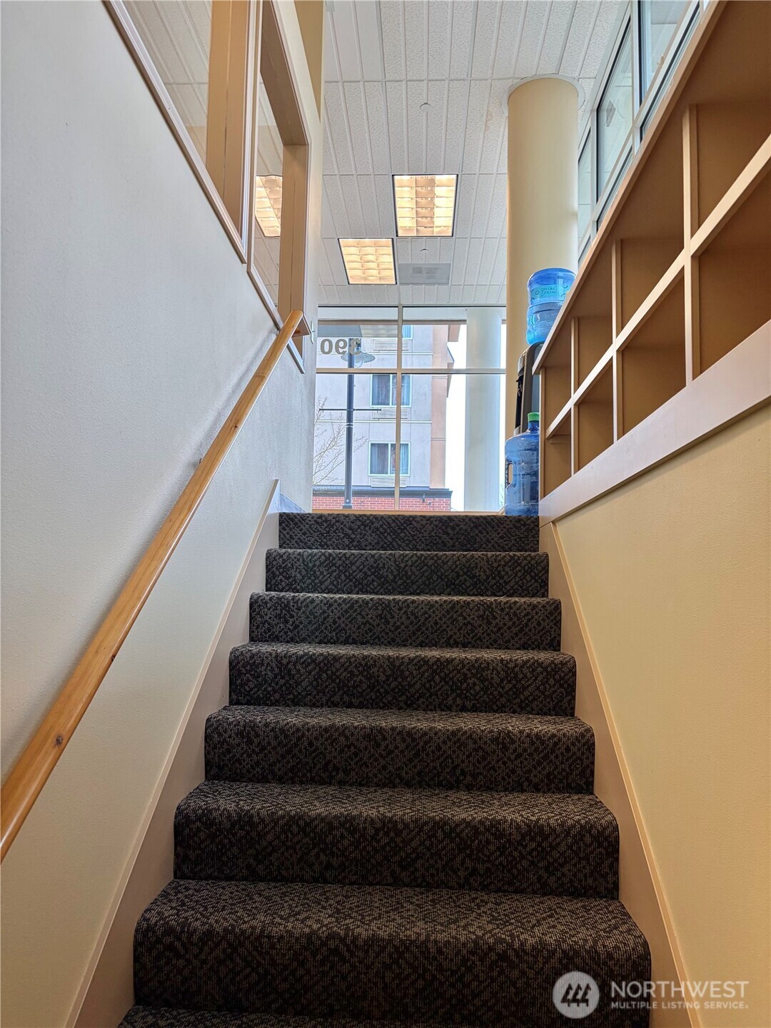 390 Washington Avenue , Bremerton, WA 98337