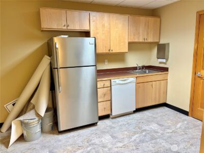 390 Washington Avenue , Bremerton, WA 98337 - Photo 27