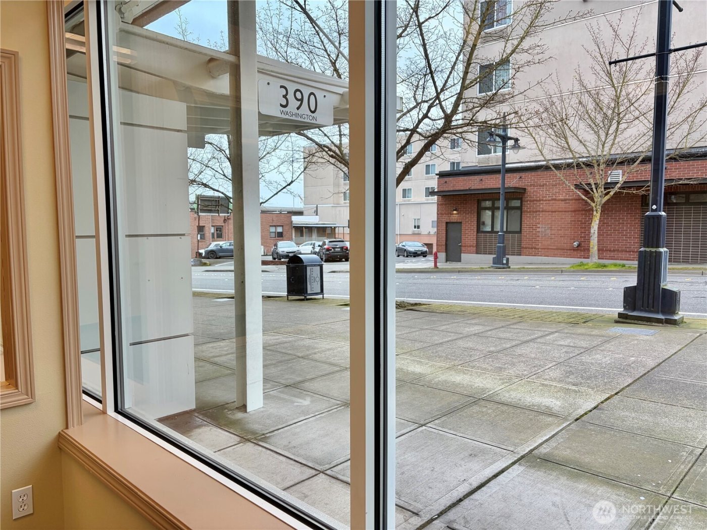 390 Washington Avenue , Bremerton, WA 98337