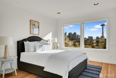 922 Nob Hill Avenue N, Seattle, WA 98109 - Photo 24