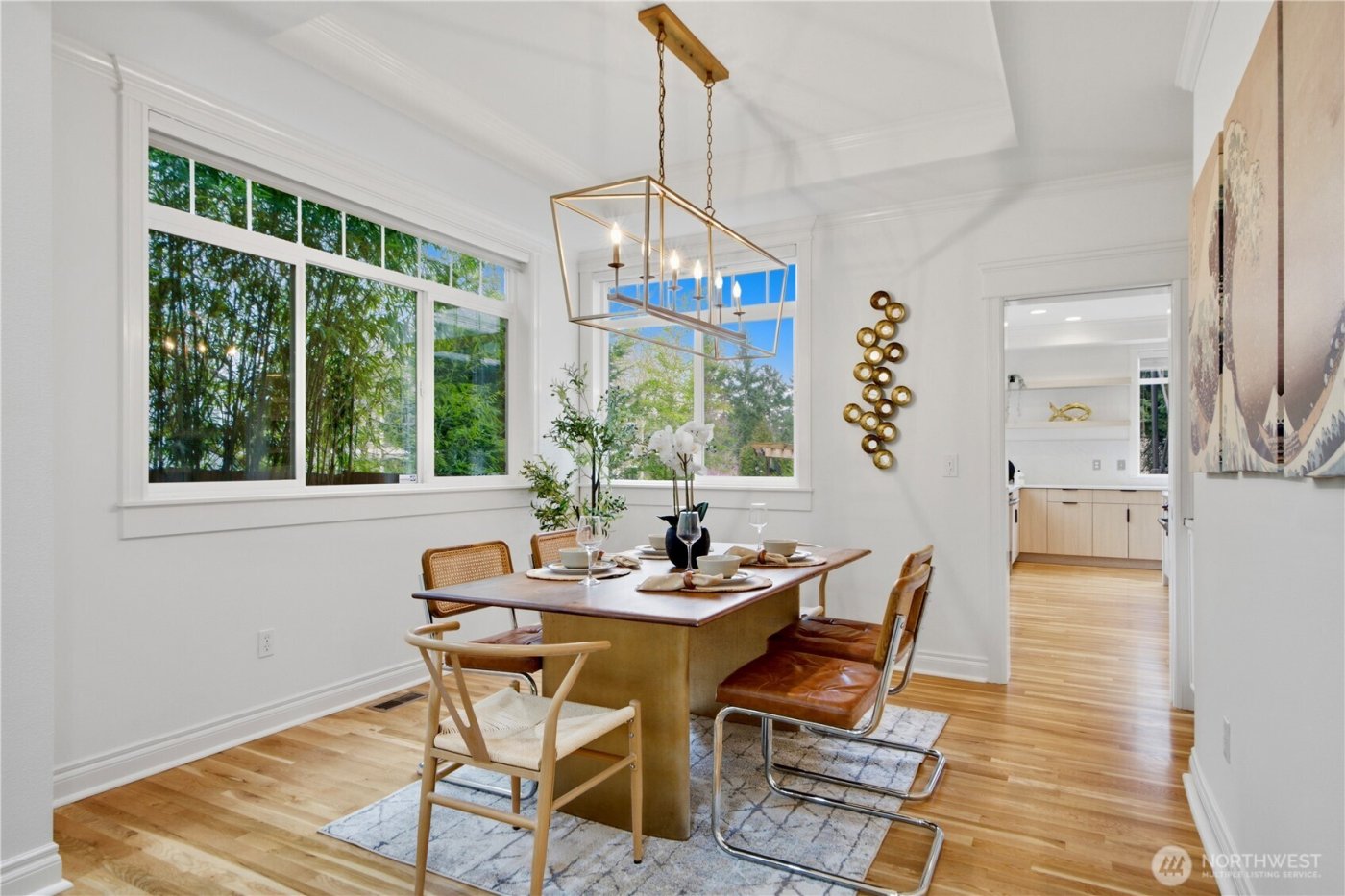 612 128th Avenue NE, Bellevue, WA 98005