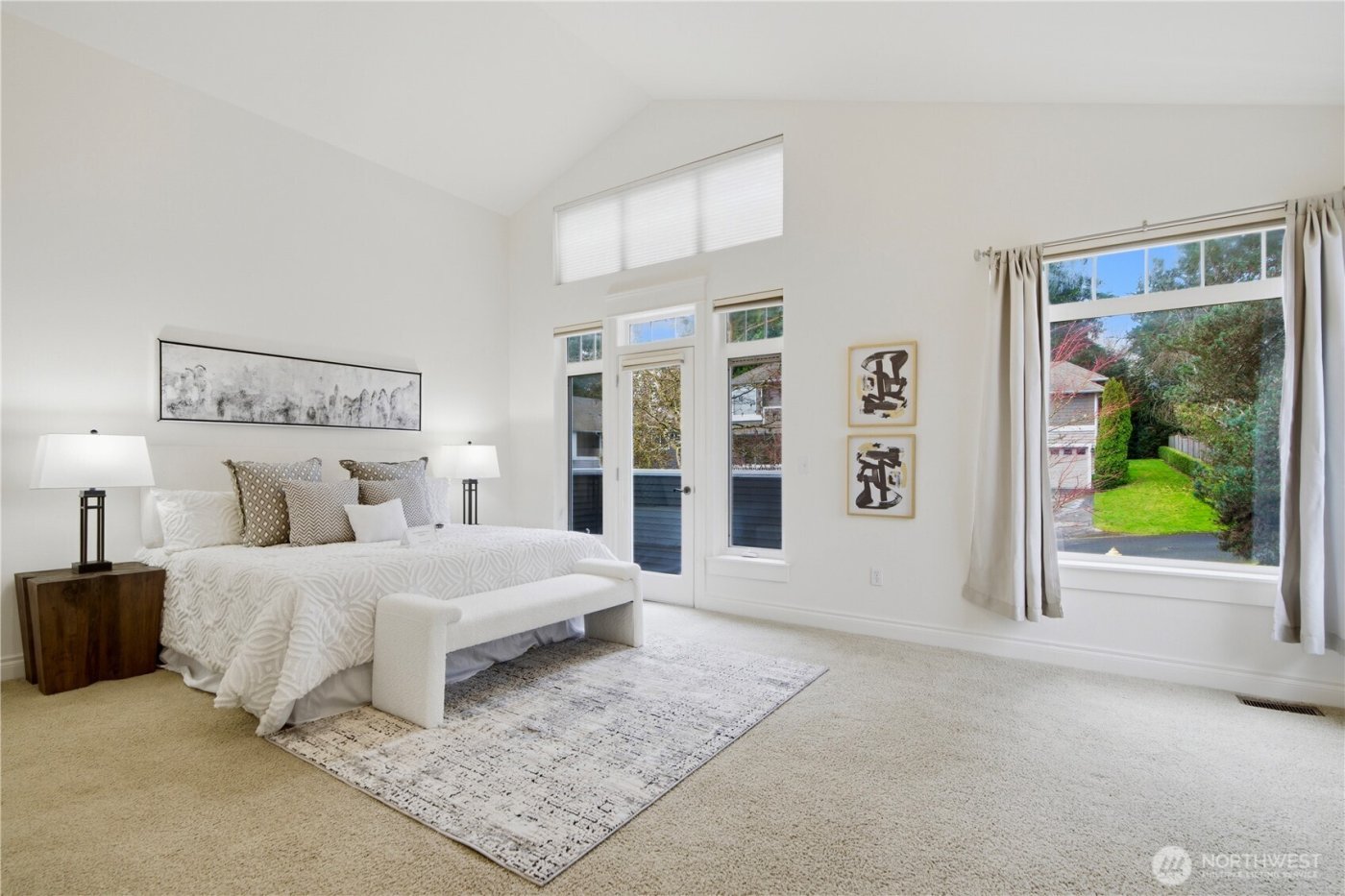 612 128th Avenue NE, Bellevue, WA 98005