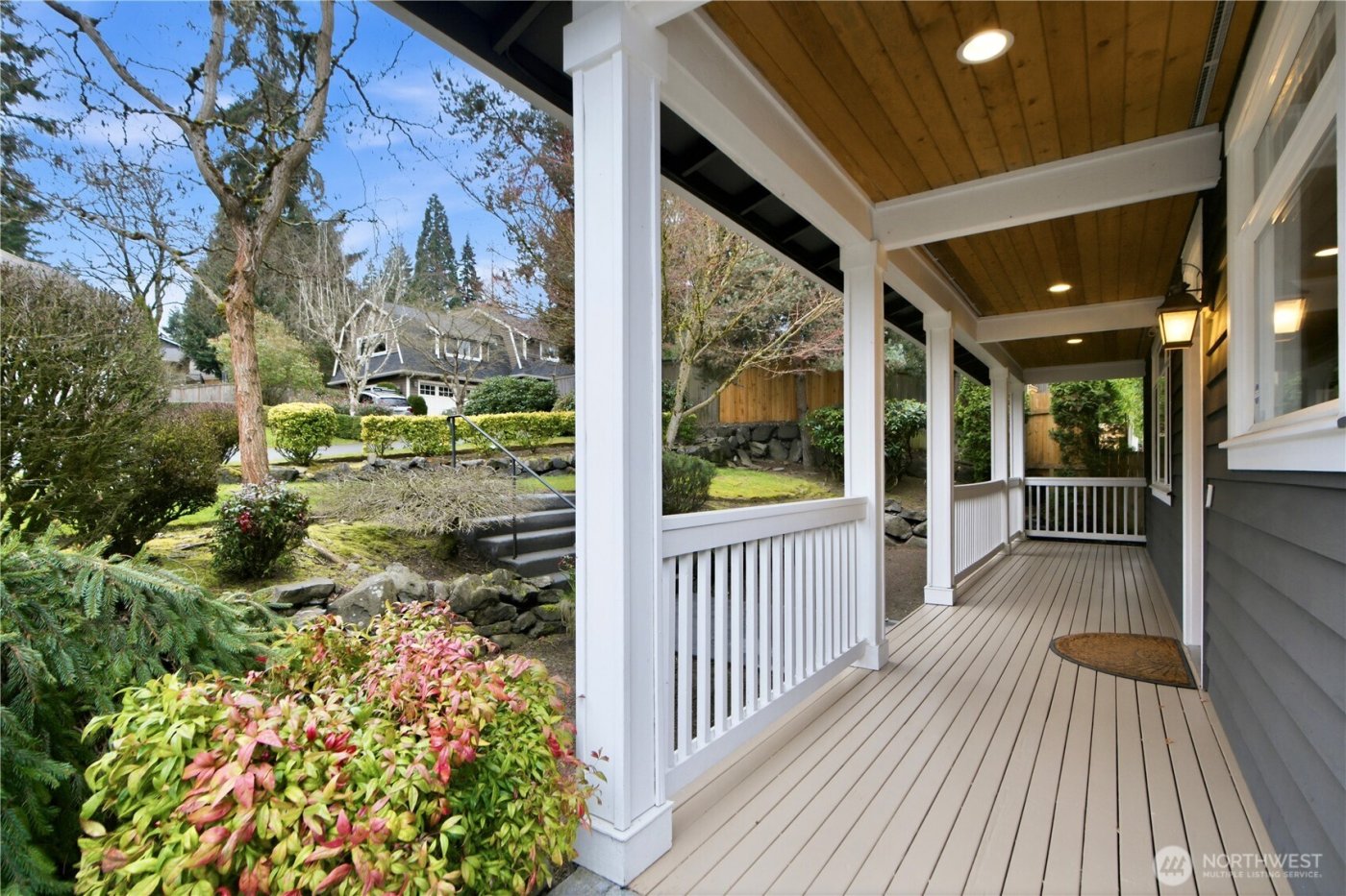 612 128th Avenue NE, Bellevue, WA 98005