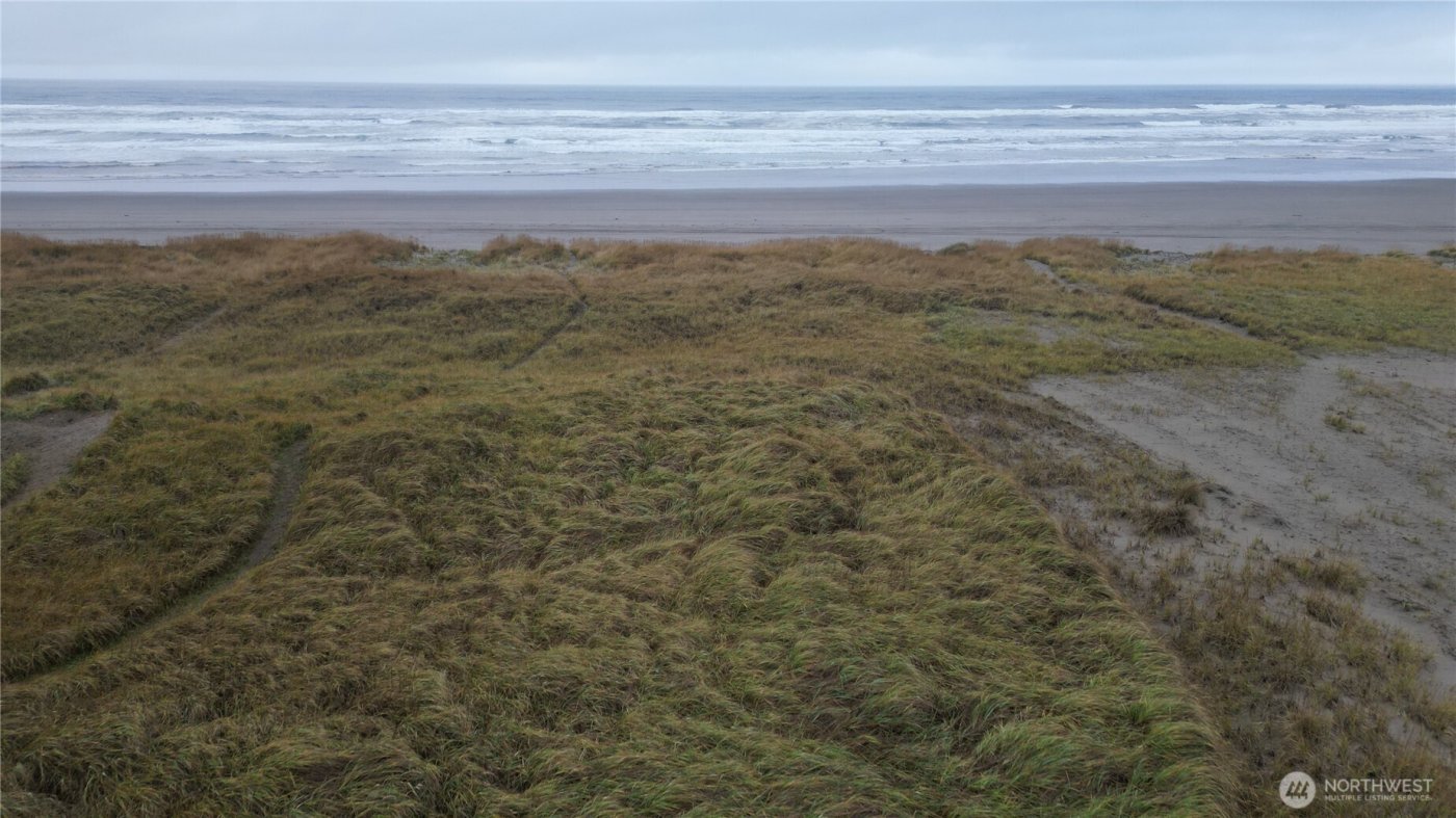 33707 G Street , Ocean Park, WA 98640