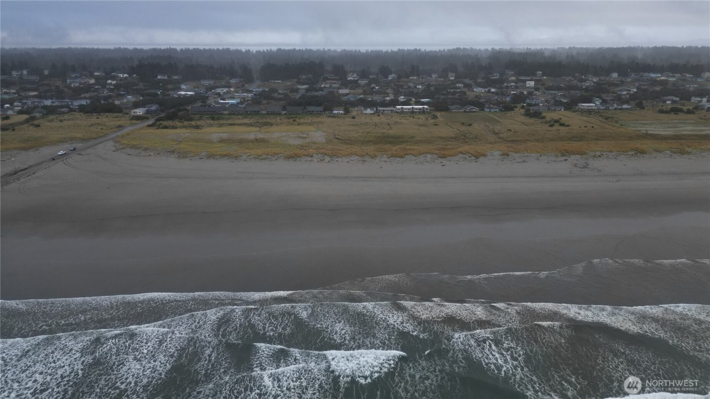 33707 G Street , Ocean Park, WA 98640