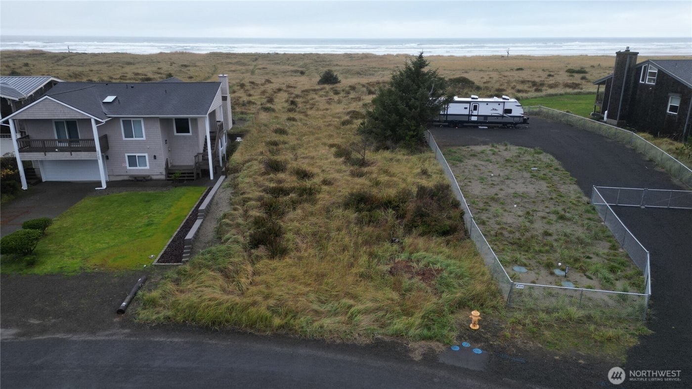 33707 G Street , Ocean Park, WA 98640