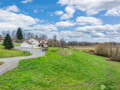 10605 164th Avenue Ct E, Bonney Lake, WA 98391-9222