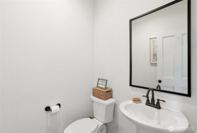 10605 164th Avenue Ct E, Bonney Lake, WA 98391-9222 - Photo 16