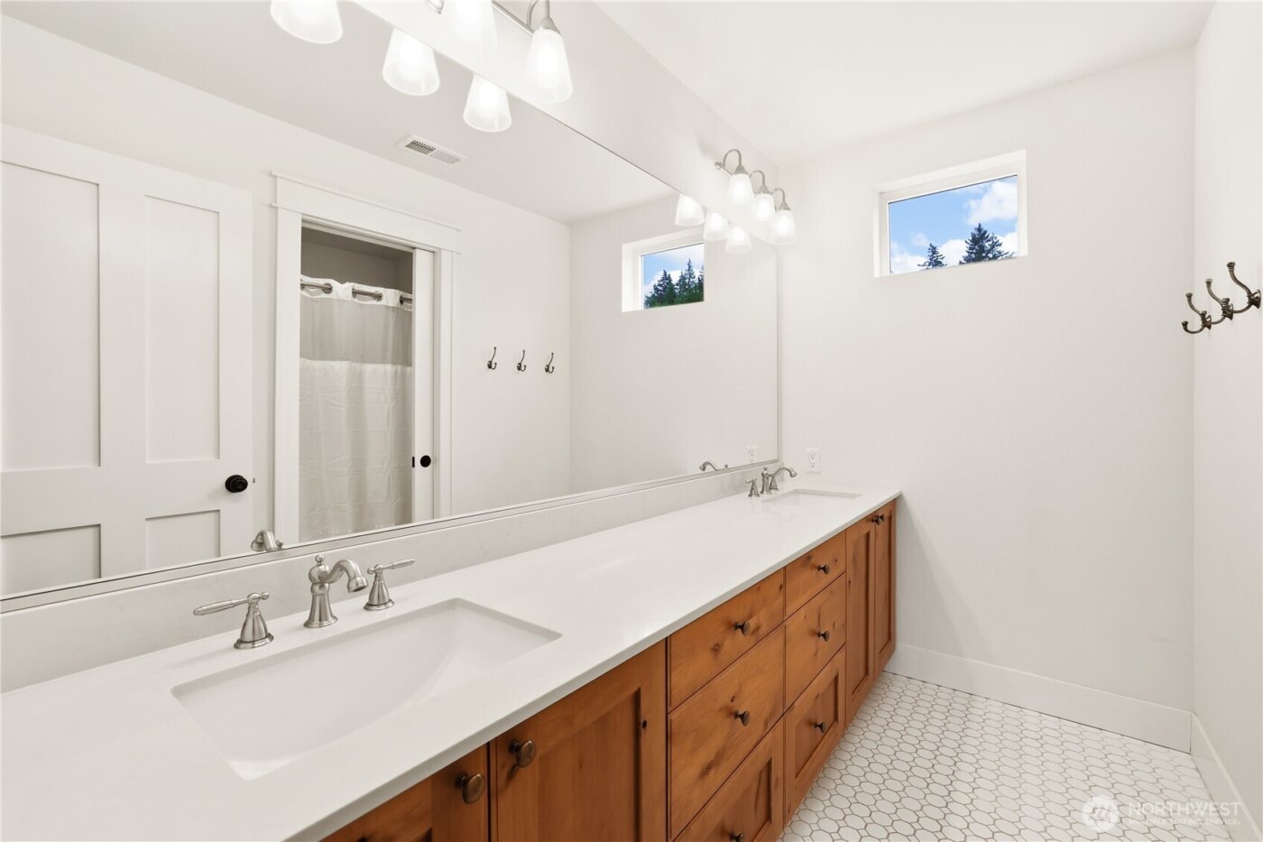 10605 164th Avenue Ct E, Bonney Lake, WA 98391-9222