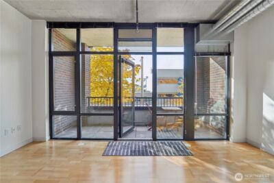 2720 3rd Avenue #314, Seattle, WA 98121 - Photo 5