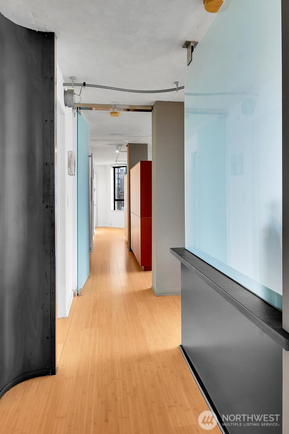 2201 3rd Avenue #2003, Seattle, WA 98121