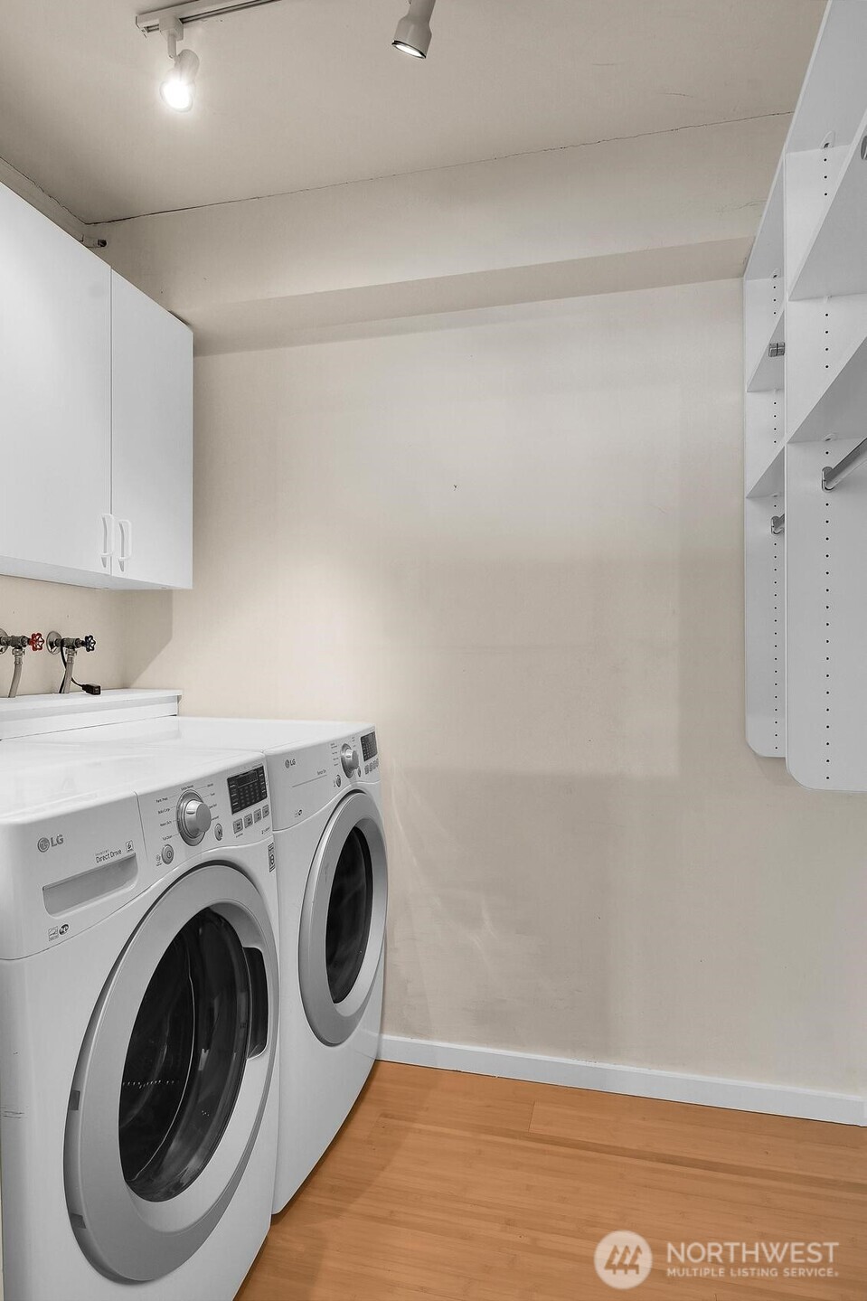 2201 3rd Avenue #2003, Seattle, WA 98121