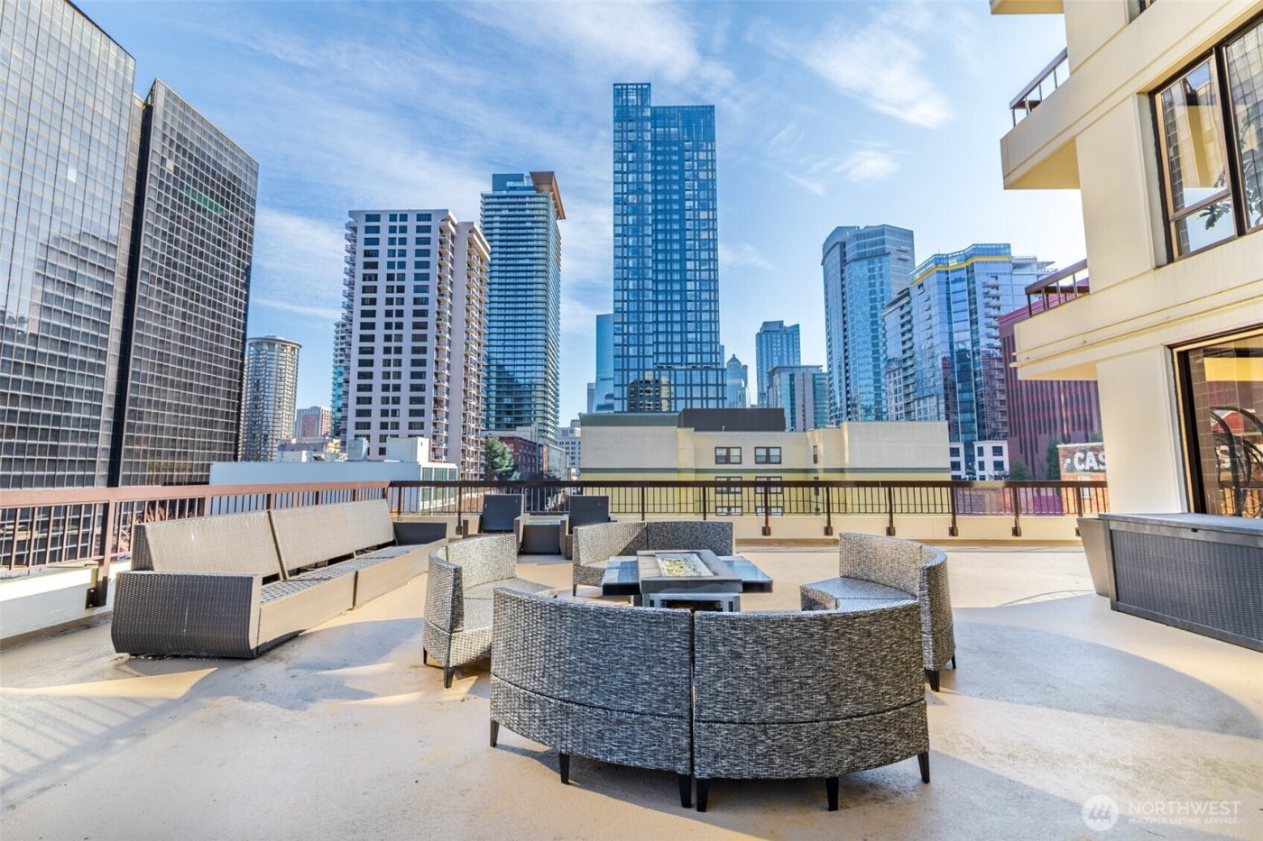 2201 3rd Avenue #2003, Seattle, WA 98121