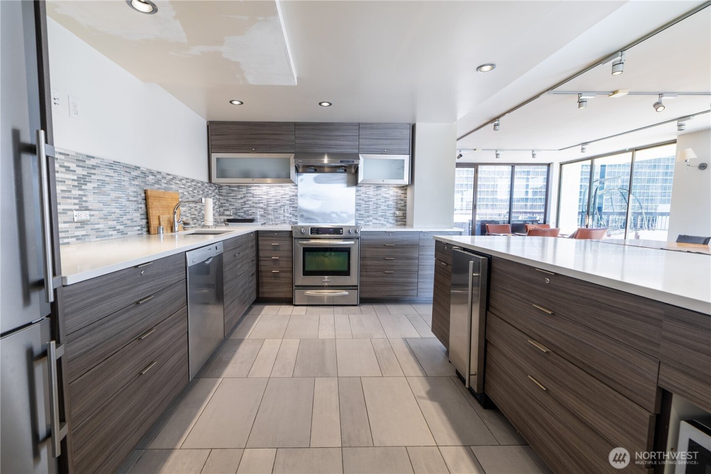 2201 3rd Avenue #2003, Seattle, WA 98121