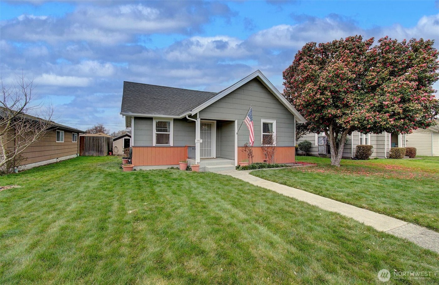 551 19th Avenue , Longview, WA 98632