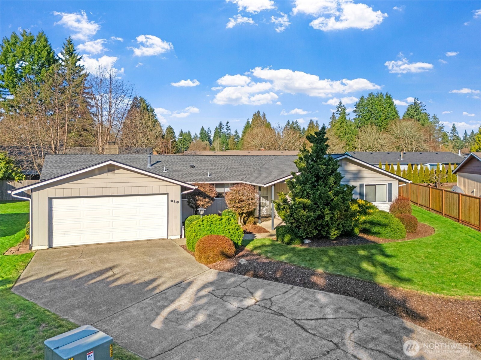 916 Cathy Court SE, Tumwater, WA 98501