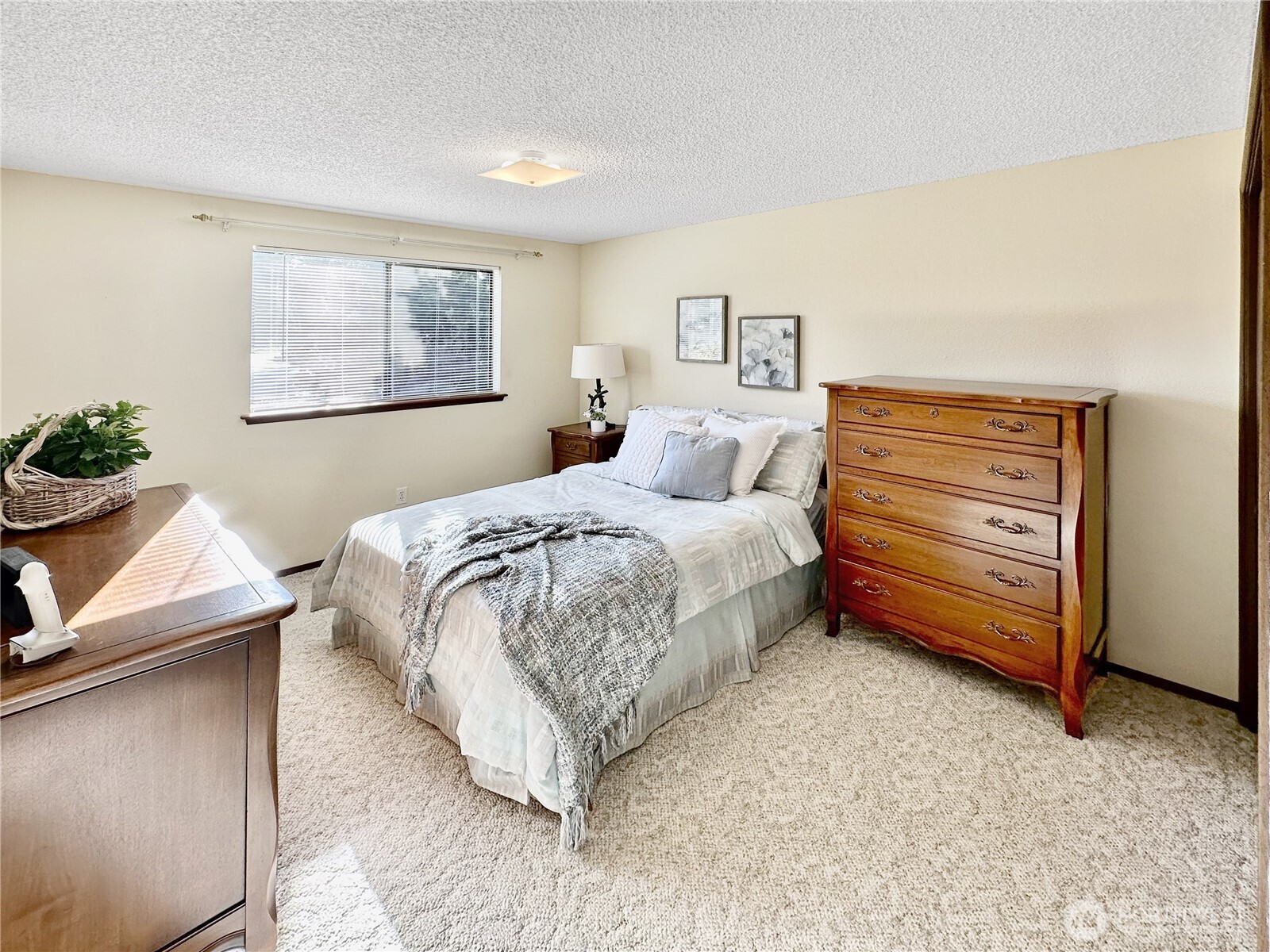 916 Cathy Court SE, Tumwater, WA 98501