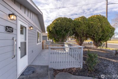 2427 W Texas Street , Moses Lake, WA 98837 - Photo 2