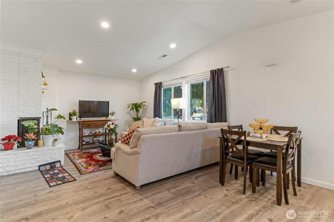 2427 W Texas Street , Moses Lake, WA 98837