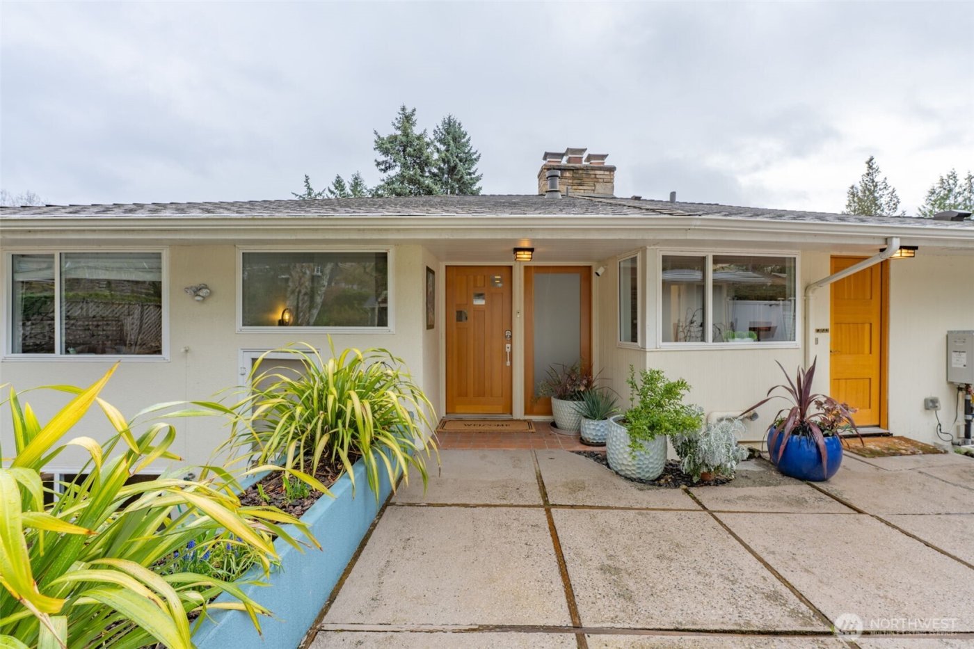 3744 NE 165th Street , Lake Forest Park, WA 98155