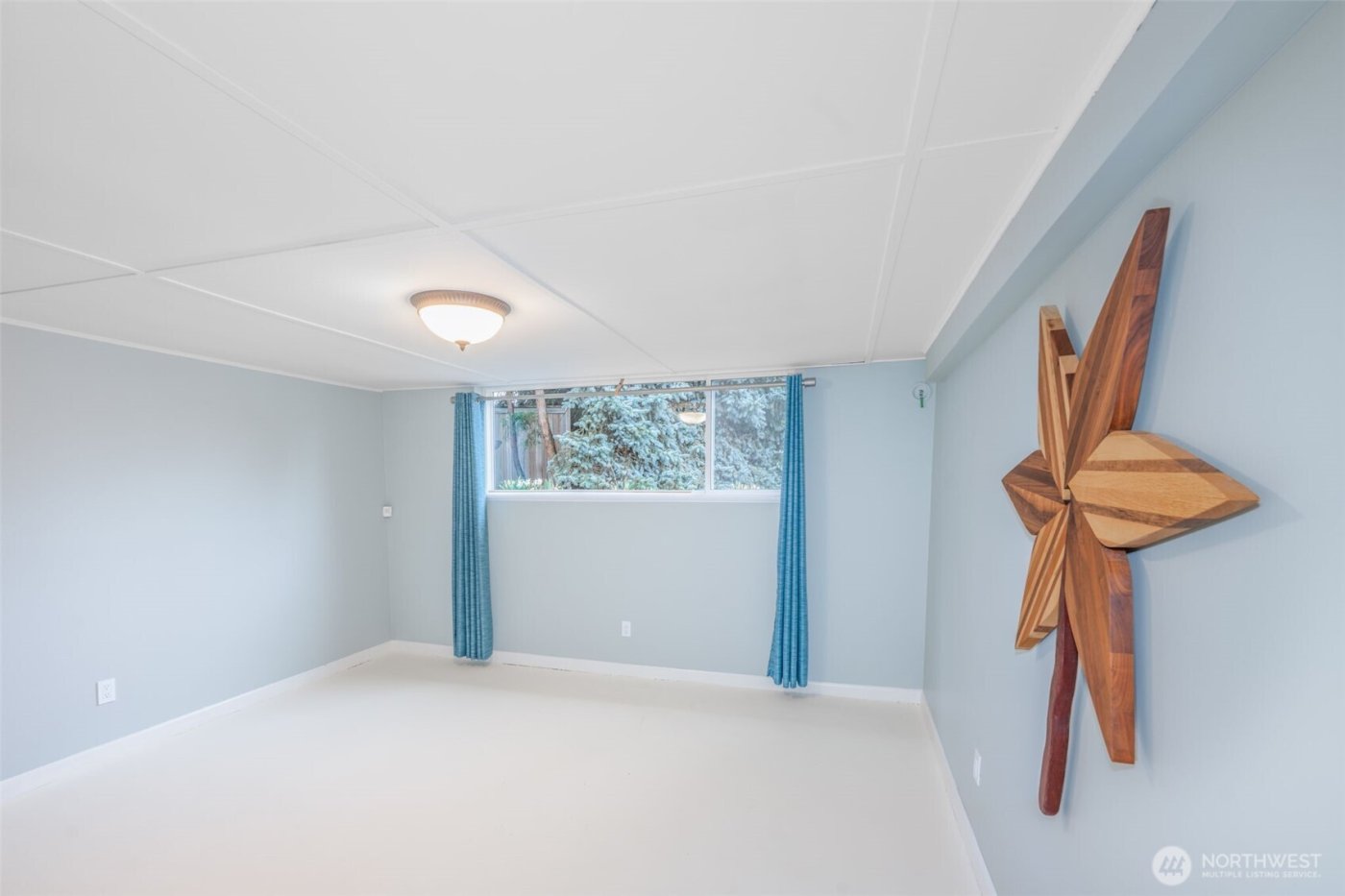 3744 NE 165th Street , Lake Forest Park, WA 98155