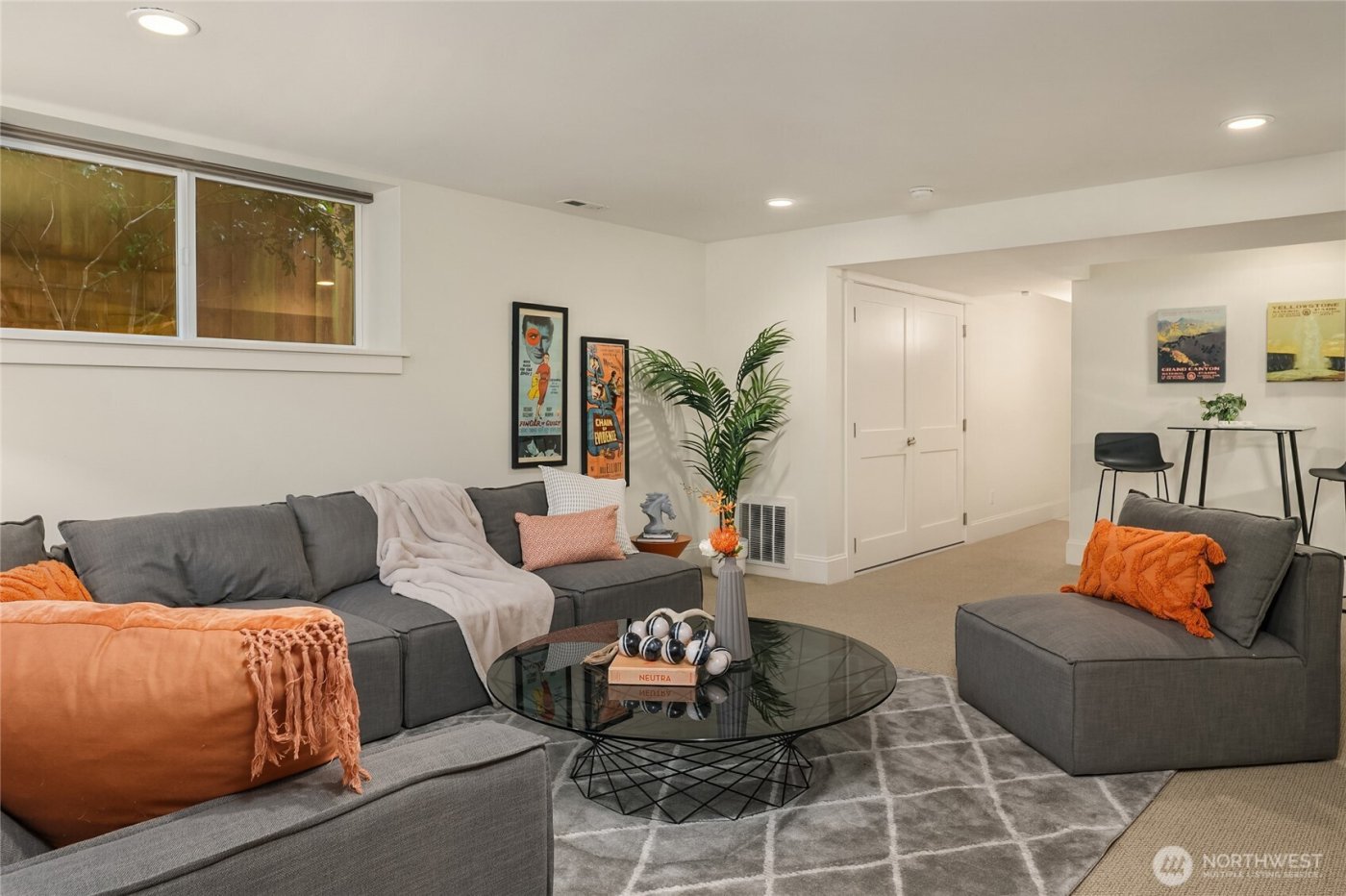 5537 37th Avenue NE, Seattle, WA 98105