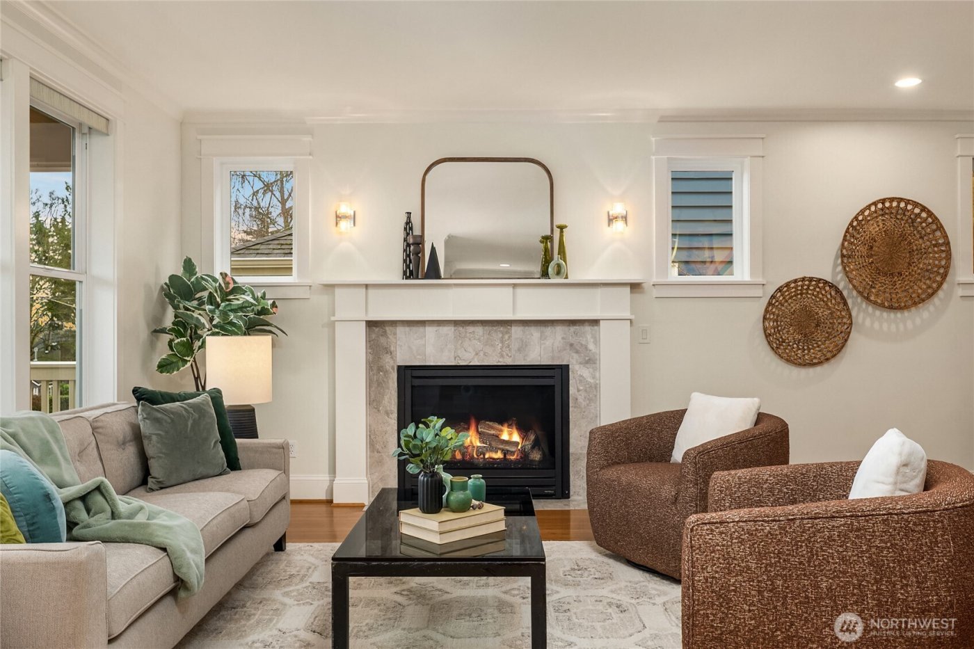 5537 37th Avenue NE, Seattle, WA 98105