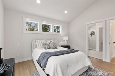 14308 Roslyn Place N #B, Seattle, WA 98133 - Photo 10