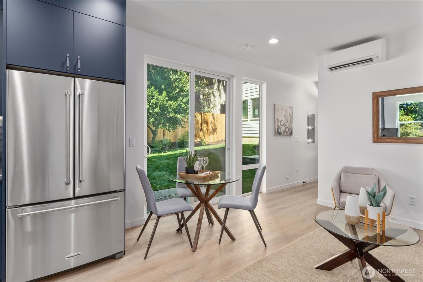 10752 Interlake Avenue N, Seattle, WA 98133