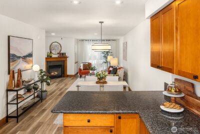 13726 Midvale Avenue N #B, Seattle, WA 98133-7056 - Photo 18