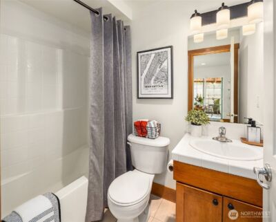 13726 Midvale Avenue N #B, Seattle, WA 98133-7056 - Photo 6