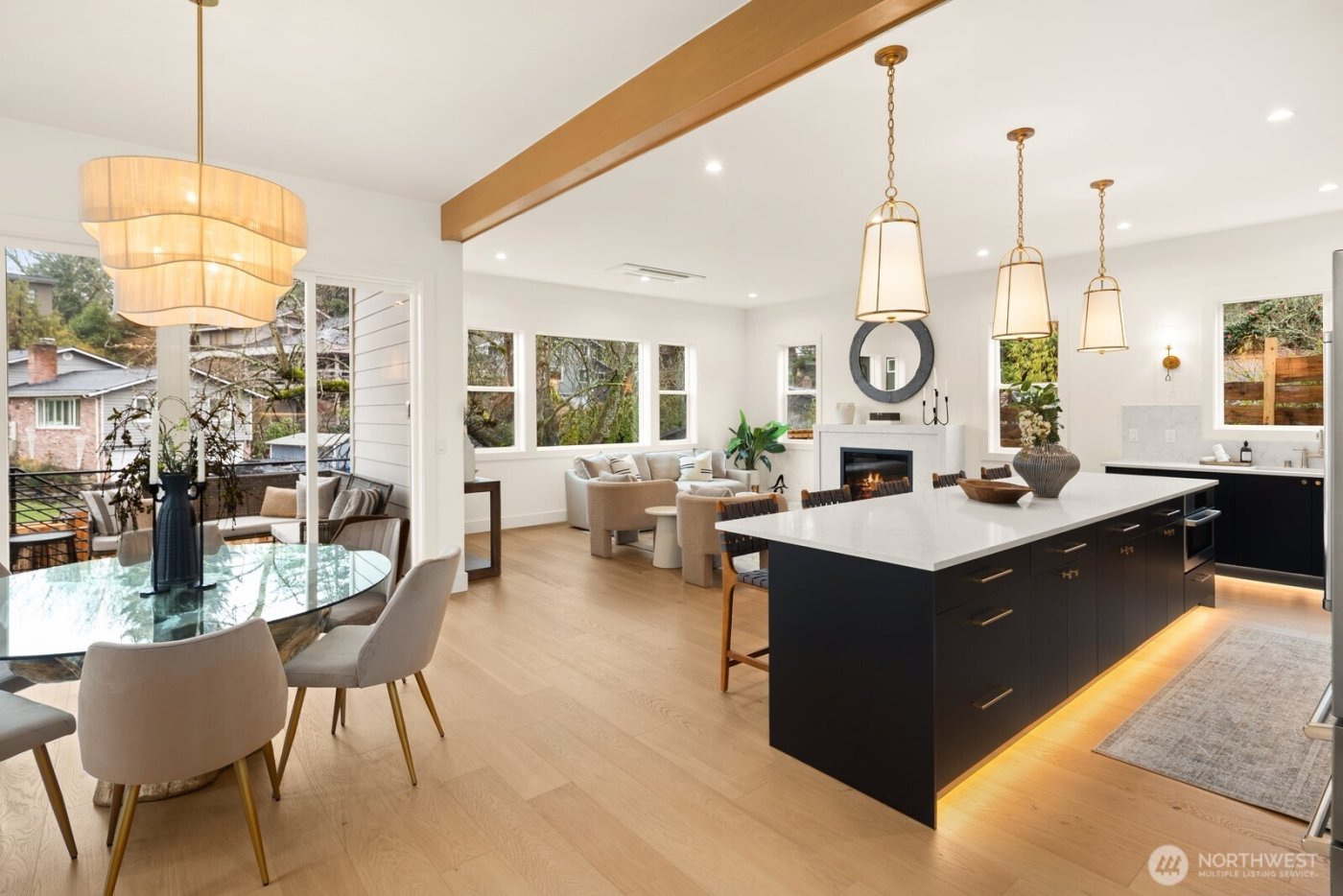 8838 28th Avenue NW, Seattle, WA 98117