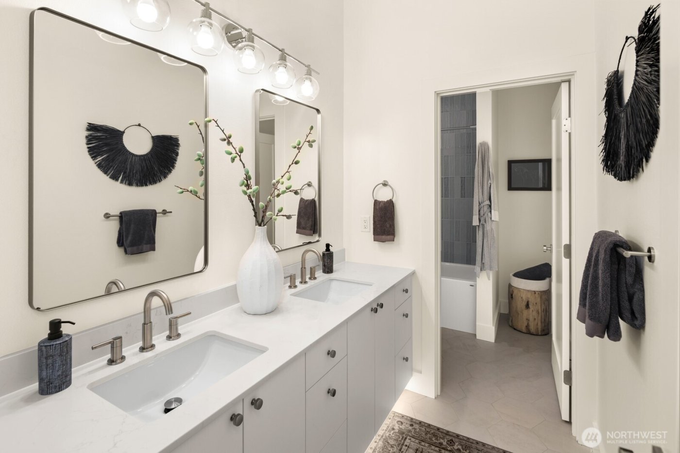 8838 28th Avenue NW, Seattle, WA 98117