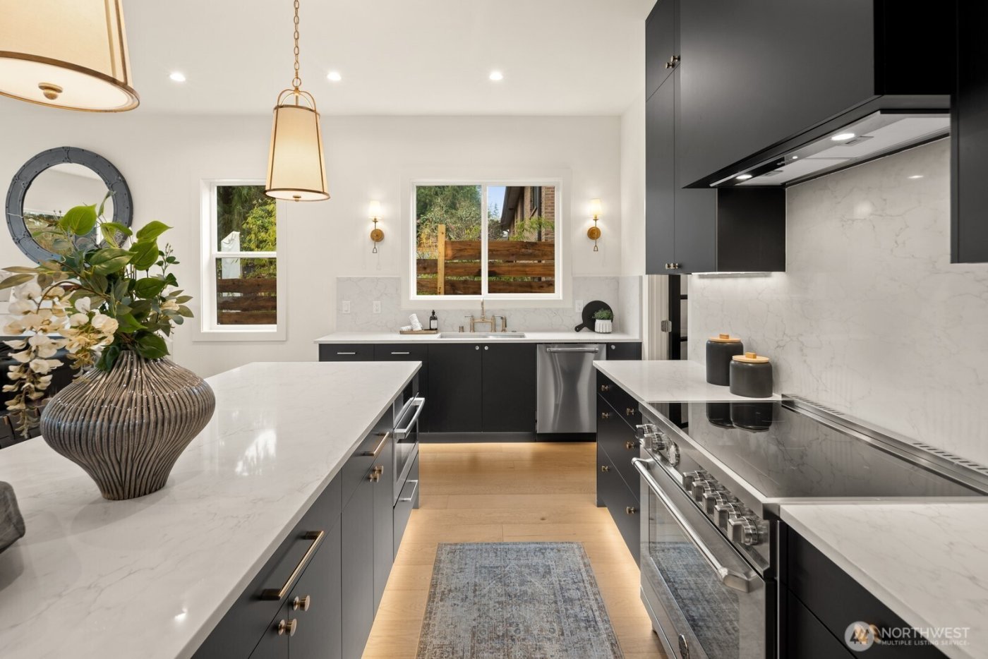 8838 28th Avenue NW, Seattle, WA 98117