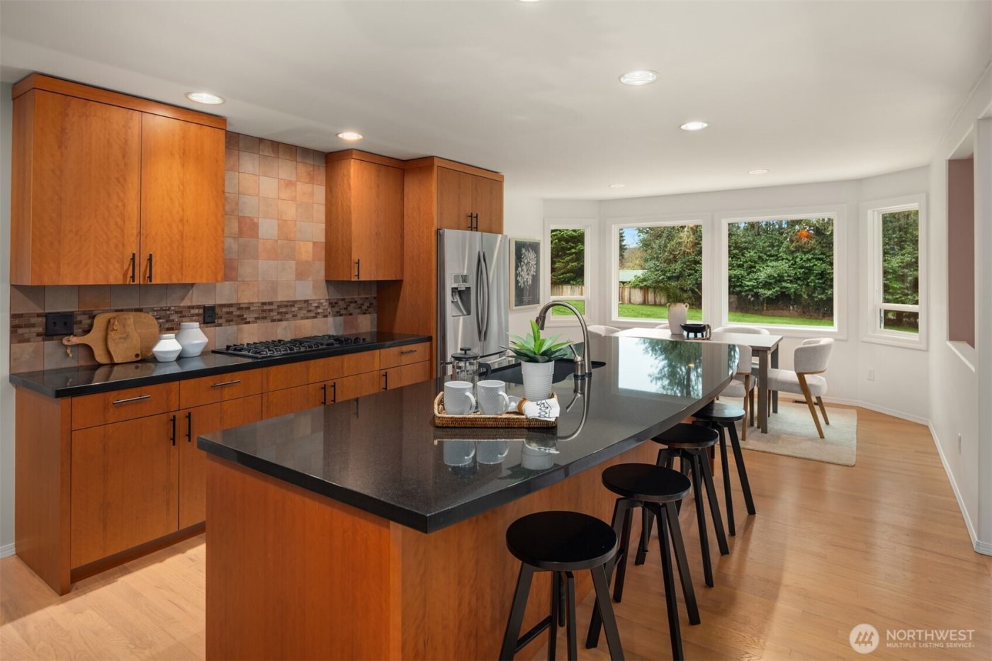 16005 NE 160th Street , Woodinville, WA 98072-2551