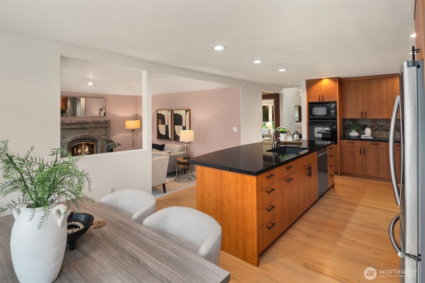 16005 NE 160th Street , Woodinville, WA 98072-2551