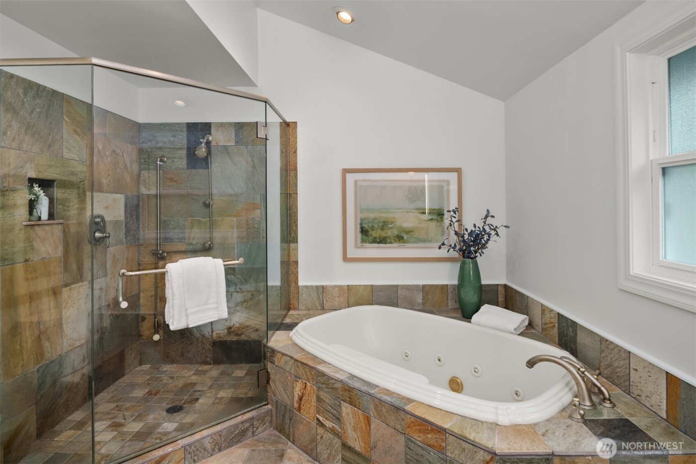 16005 NE 160th Street , Woodinville, WA 98072-2551