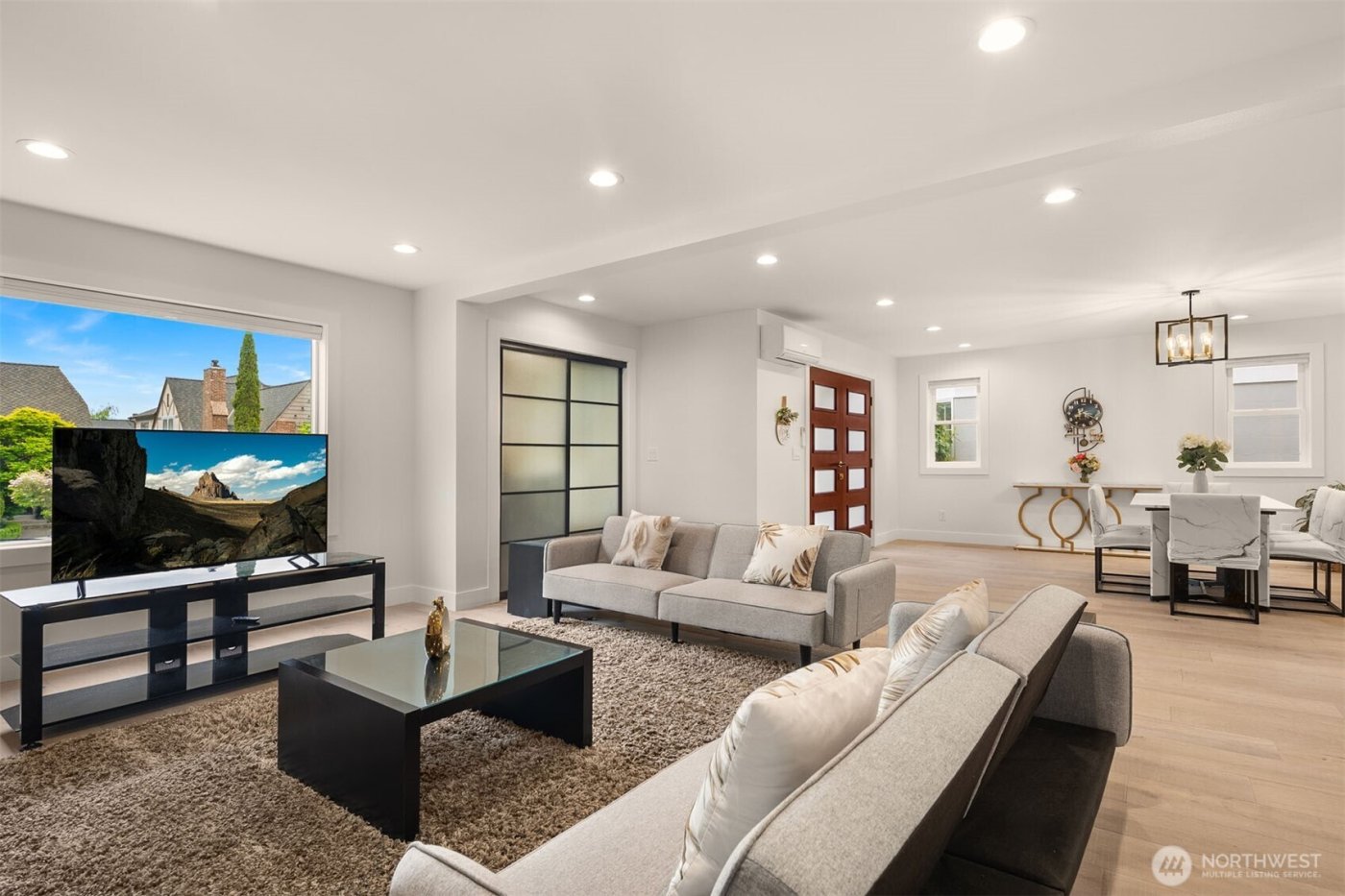 4326 NE 44th Street , Seattle, WA 98105