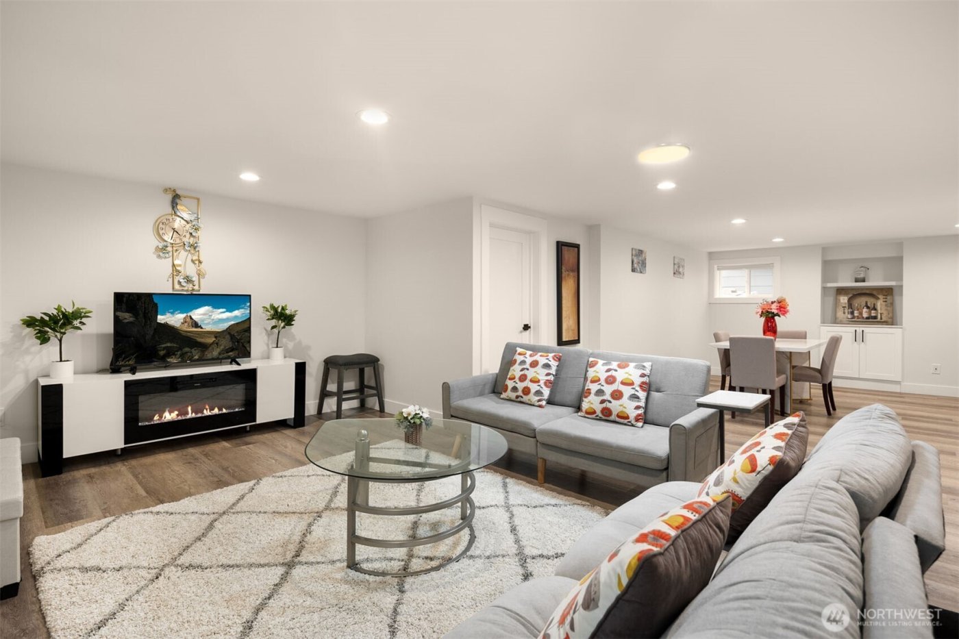 4326 NE 44th Street , Seattle, WA 98105