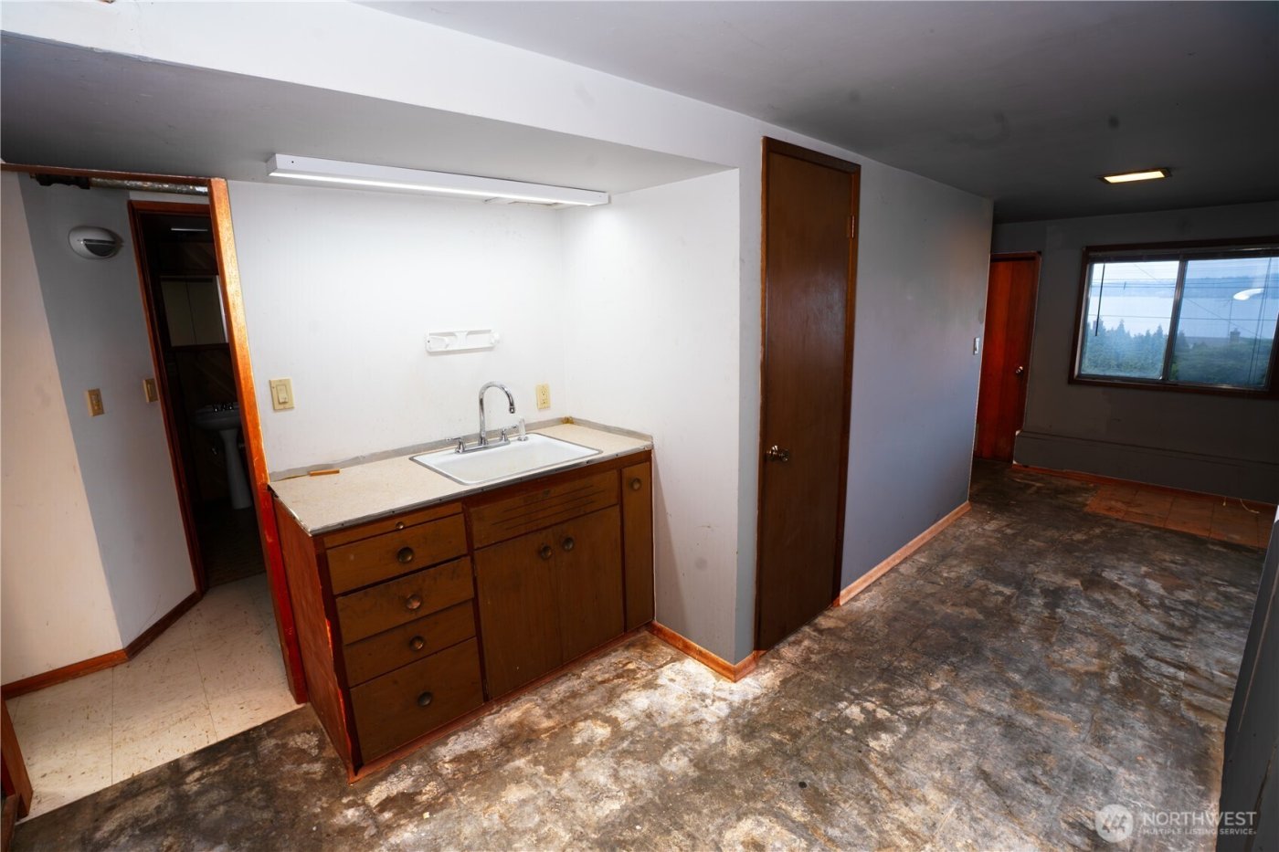 10862 Dixon Drive S, Seattle, WA 98178