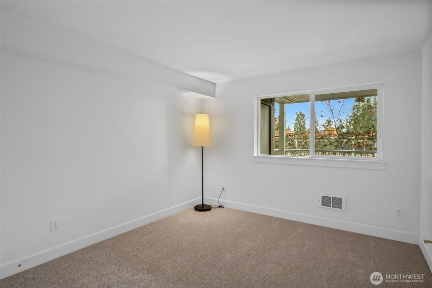 300 N 130th Street #7203, Seattle, WA 98133