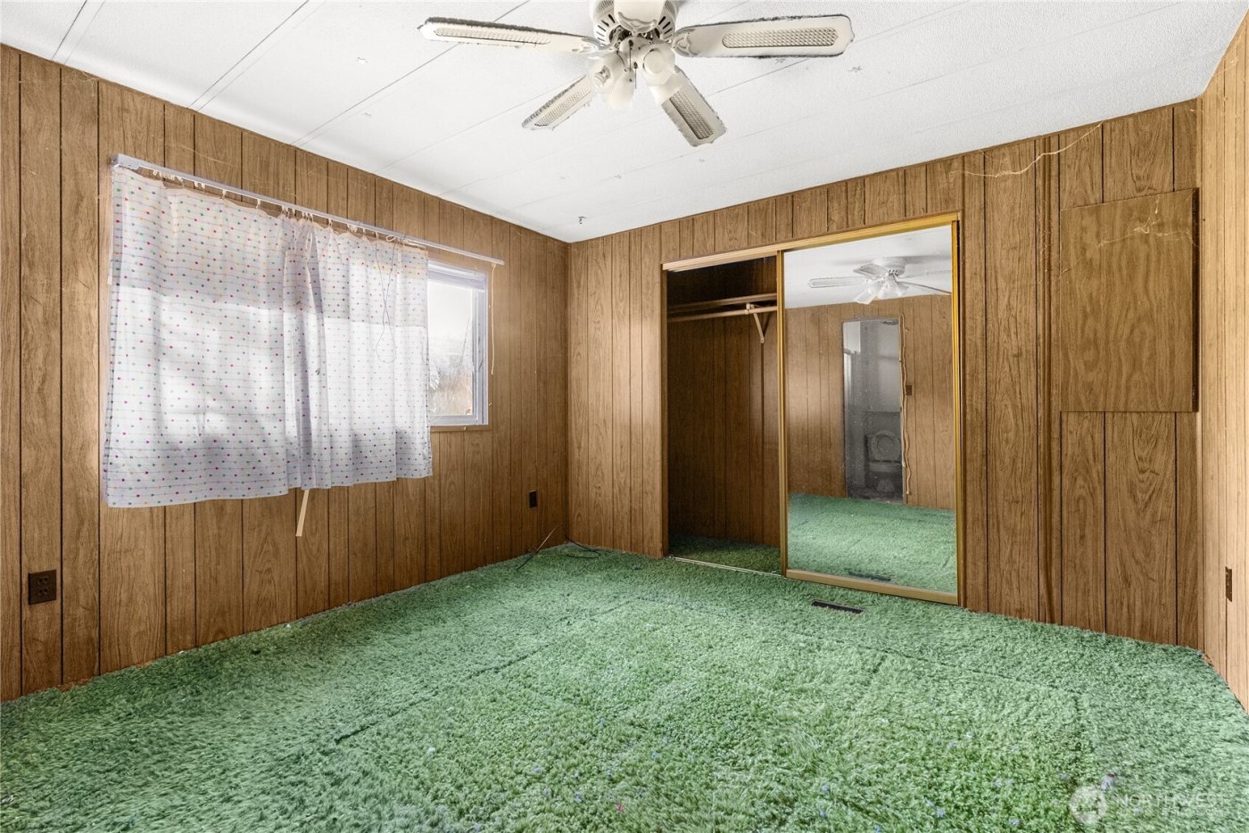 13405 Cedar Court E, Bonney Lake, WA 98391