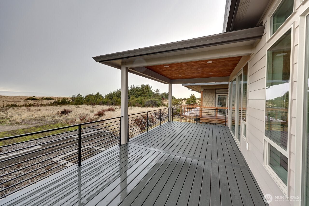 31905 G Street , Ocean Park, WA 98640