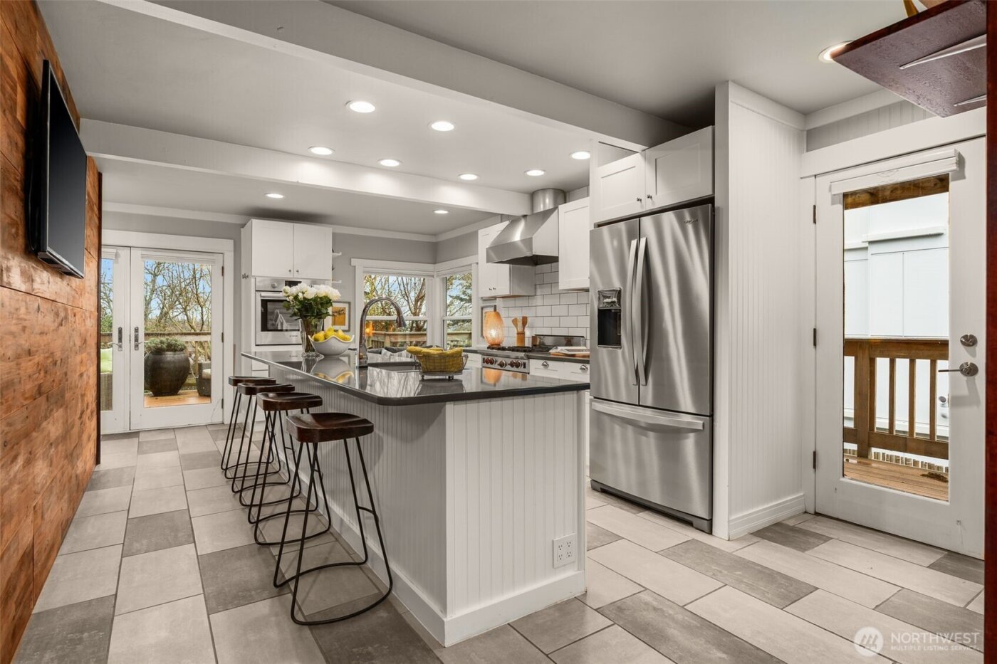 4123 SW Rose Street , Seattle, WA 98136