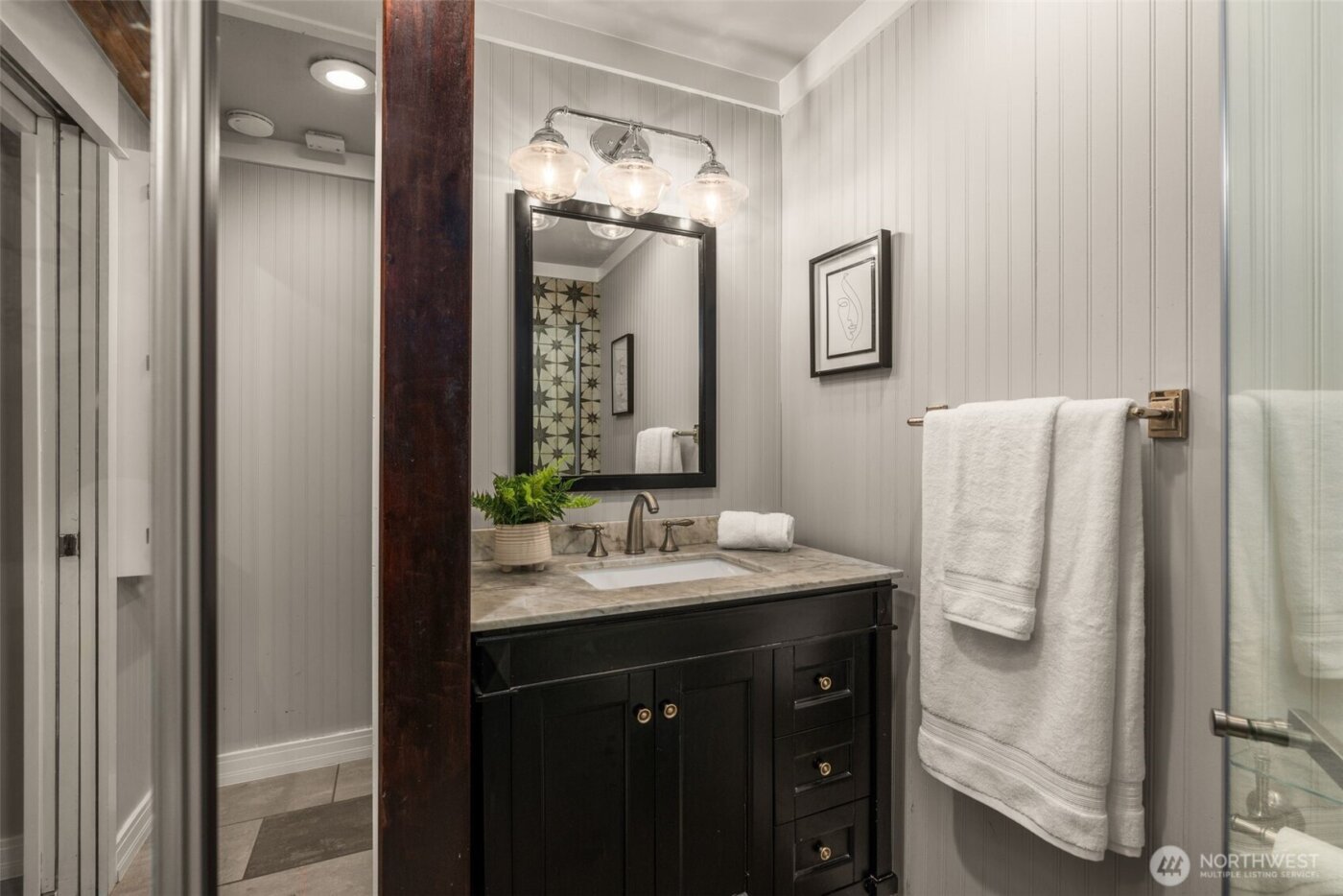 4123 SW Rose Street , Seattle, WA 98136