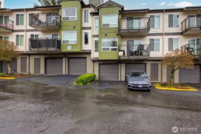 31500 33rd Place SW #V102, Federal Way, WA 98023